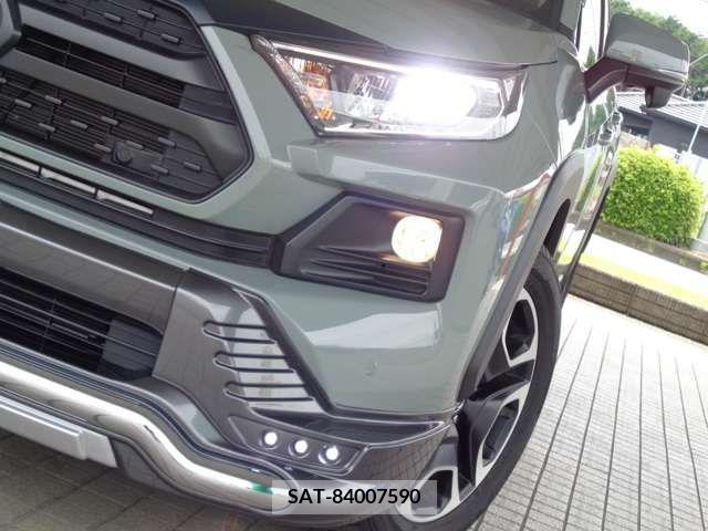 Toyota RAV4 2019-07 282921-13