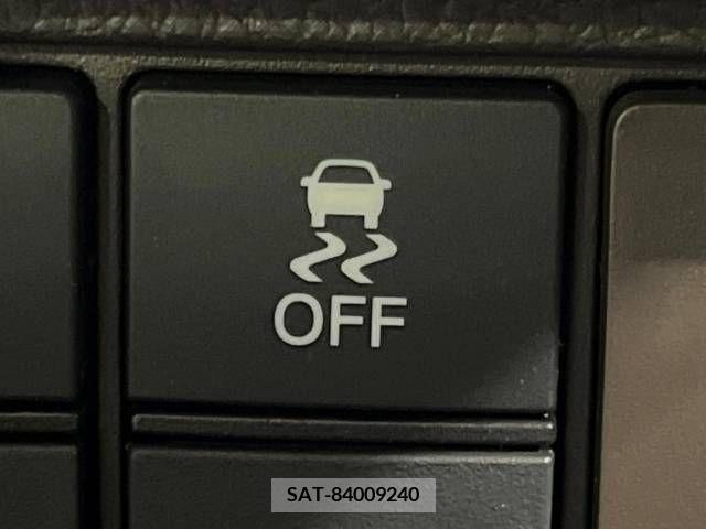 Honda N BOX 2023-03 278809-6