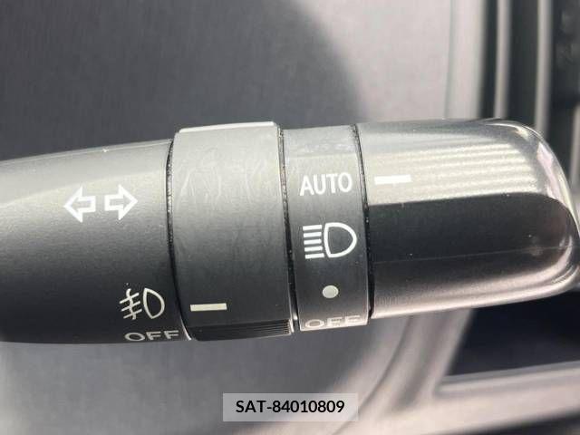 Toyota PRIUS ALPHA 2017-02 322186-6