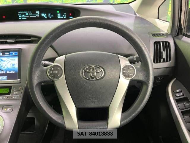Toyota PRIUS 2014-06 344536-11