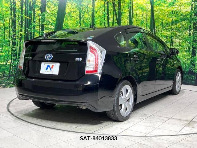 Toyota PRIUS 2014-06 344536-17