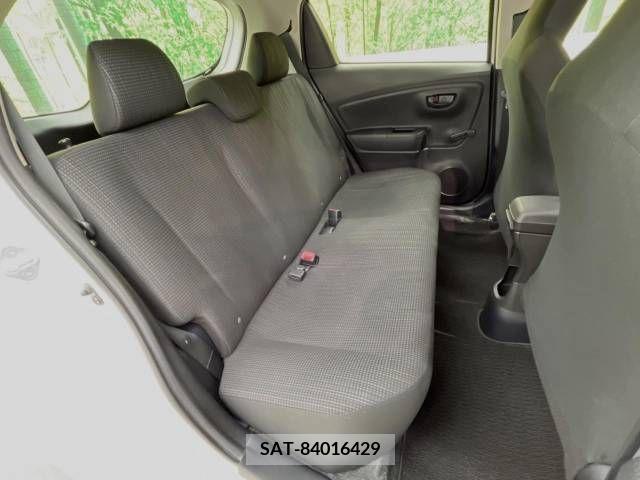 Toyota VITZ 2017-10 370154-9