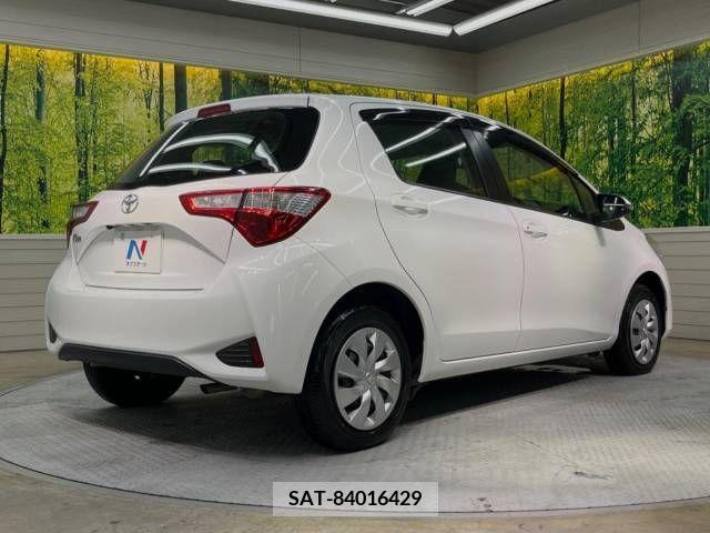 Toyota VITZ 2017-10 370154-17