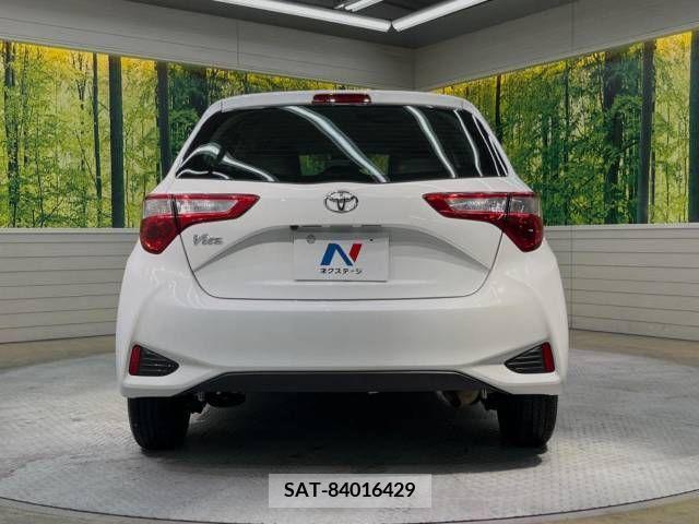 Toyota VITZ 2017-10 370154-15