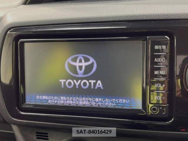 Toyota VITZ 2017-10 370154-2
