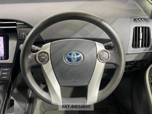Toyota PRIUS 2011-05 282326-10