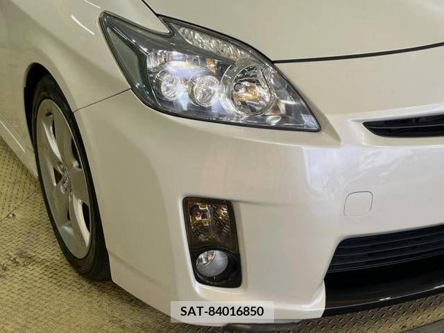 Toyota PRIUS 2011-05 282326-8