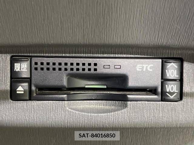 Toyota PRIUS 2011-05 282326-6
