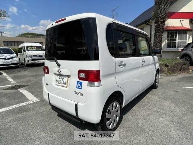 Daihatsu TANTO 2012-06 369279-10