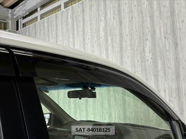 Toyota SPADE 2015-07 385216-25