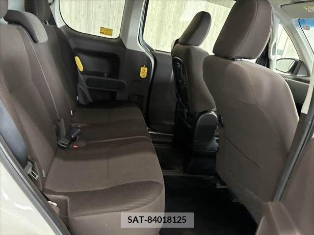 Toyota SPADE 2015-07 385216-16