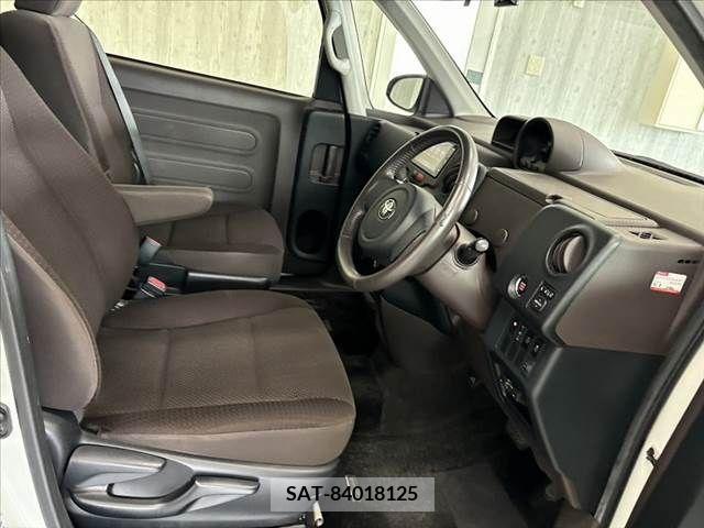 Toyota SPADE 2015-07 385216-15
