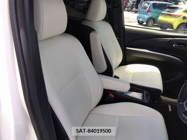 Toyota ESTIMA 2016-07 384762-17