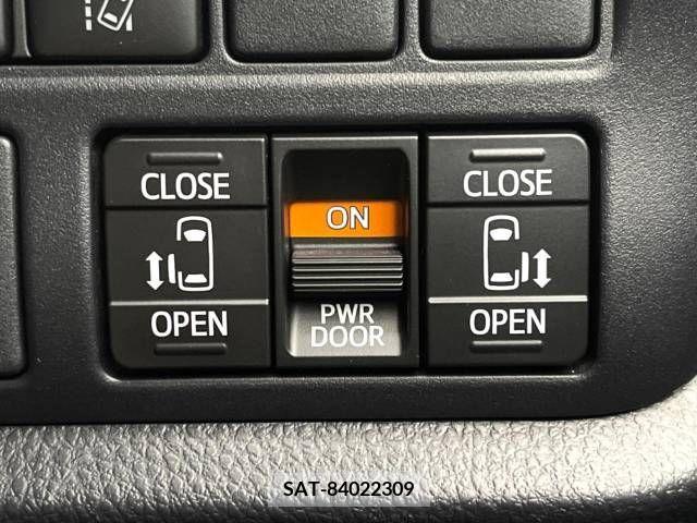 Toyota VOXY 2019-02 321607-6