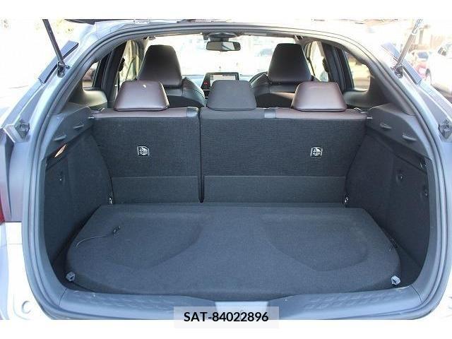 Toyota C-HR 2017-01 221592-18