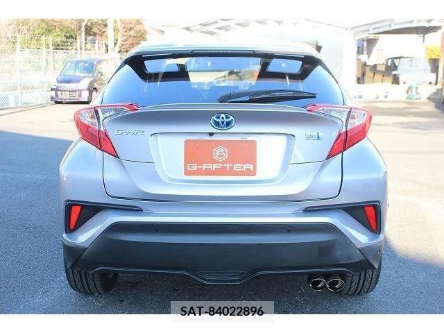 Toyota C-HR 2017-01 221592-9