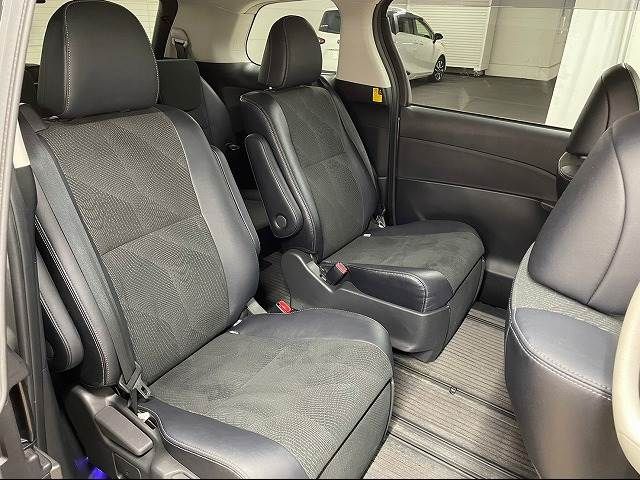 Toyota ESTIMA 2013-08 181745-8