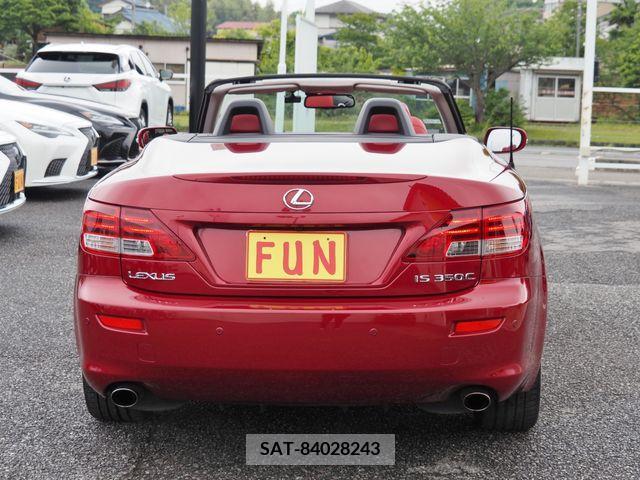 Lexus IS 2013-08 304429-7