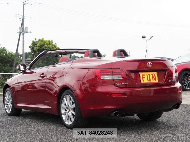 Lexus IS 2013-08 304429-6