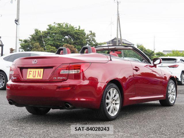Lexus IS 2013-08 304429-5