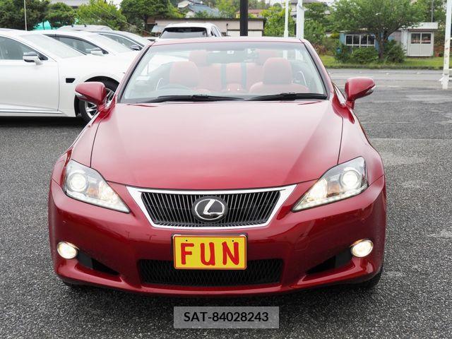 Lexus IS 2013-08 304429-2