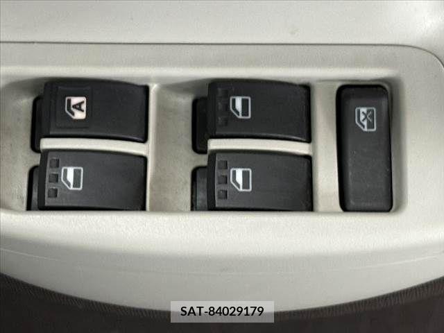 Toyota PASSO 2015-09 343396-24