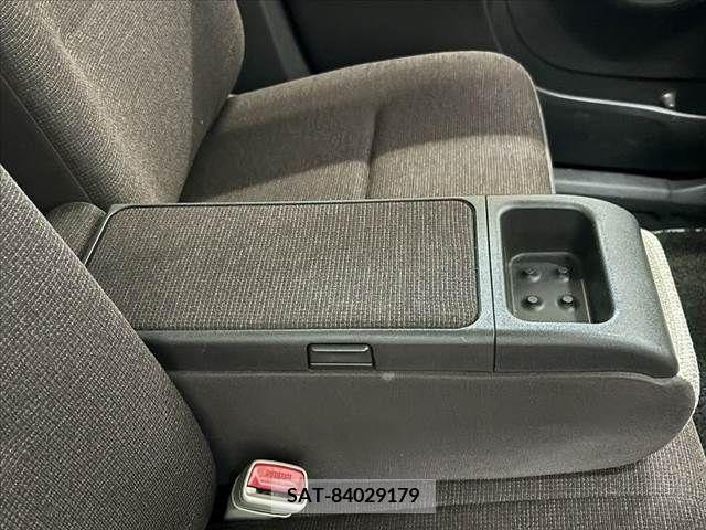 Toyota PASSO 2015-09 343396-25