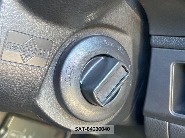 Nissan NOTE 2006-02 392937-5