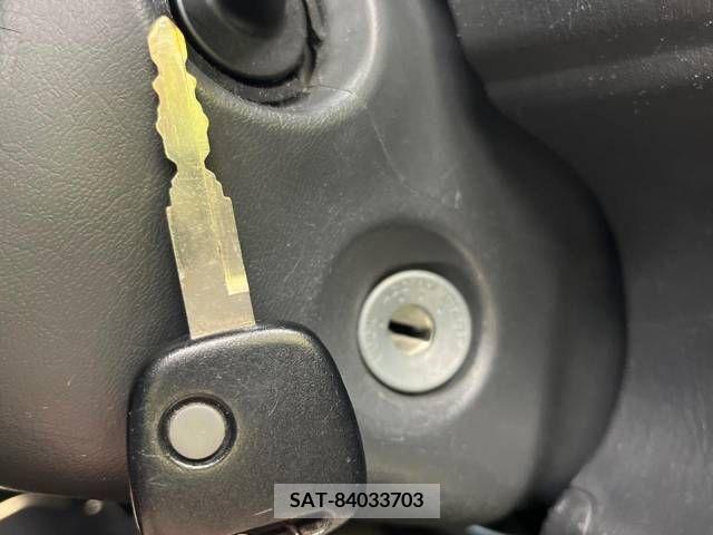 Suzuki JIMNY 2013-01 375311-4