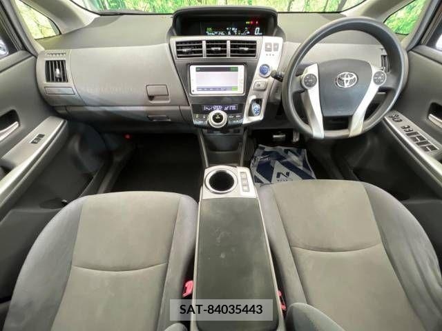 Toyota PRIUS ALPHA 2013-06 283473-1