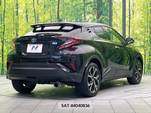Toyota C-HR 2019-04 234260-17