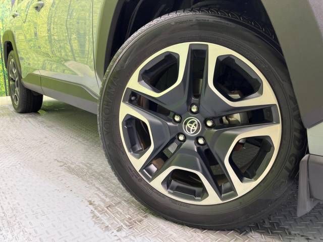 Toyota RAV4 2020-08 185162-13