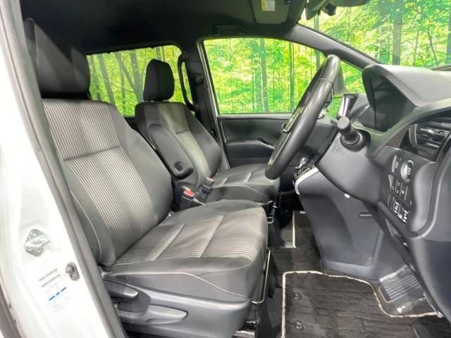 Toyota VOXY 2019-02 23743-8