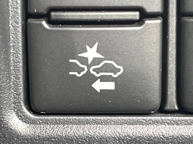 Toyota VOXY 2019-02 23743-6