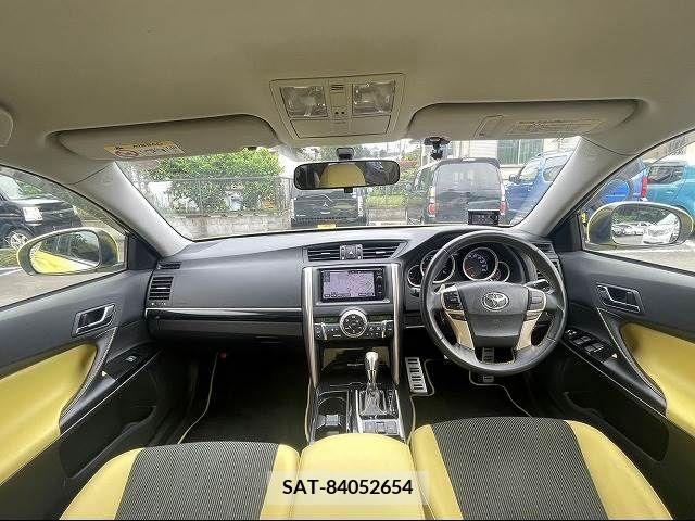 Toyota MARK X 2014-09 304413-1