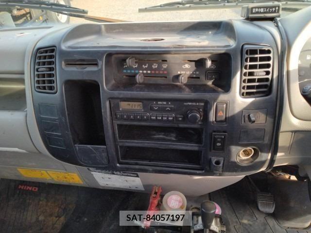 Hino DUTRO 2006-09 268097-5