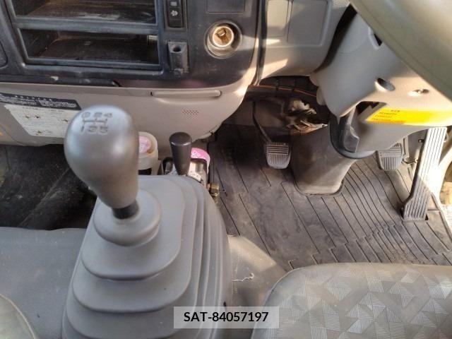 Hino DUTRO 2006-09 268097-7