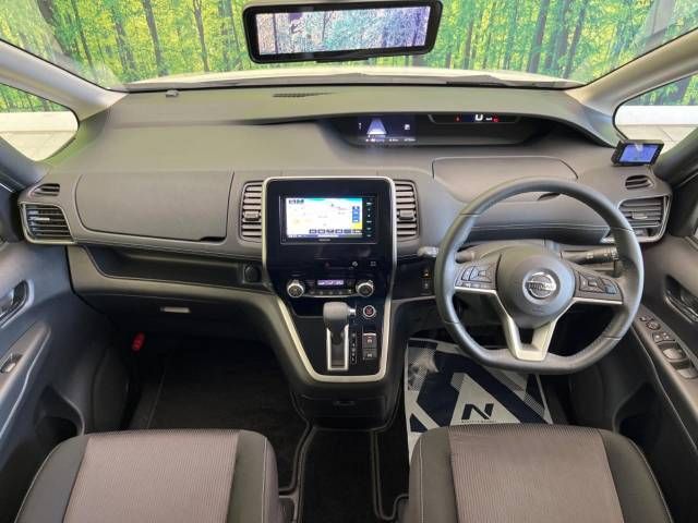 Nissan SERENA 2017-04 13638-1