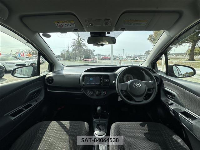 Toyota VITZ 2018-01 209651-11