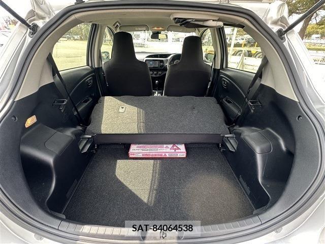 Toyota VITZ 2018-01 209651-17