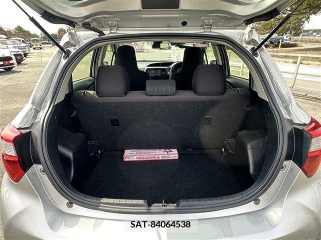 Toyota VITZ 2018-01 209651-16