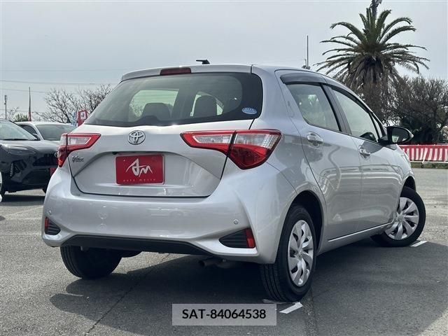 Toyota VITZ 2018-01 209651-2