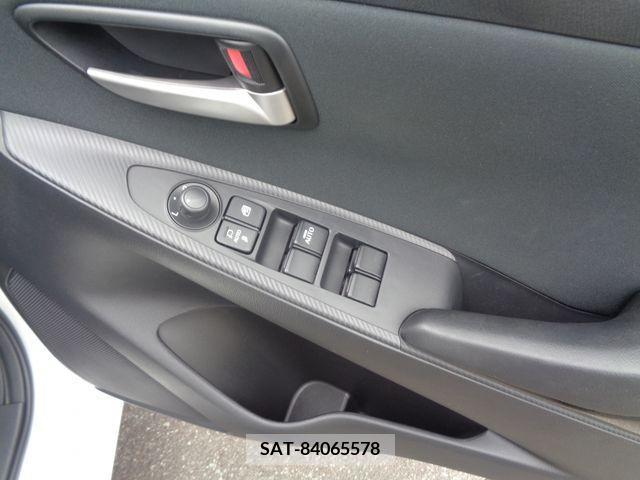 Mazda DEMIO 2018-02 396402-24