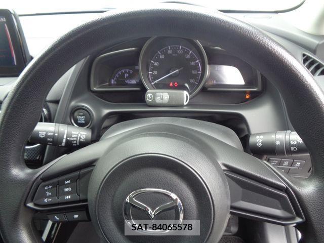 Mazda DEMIO 2018-02 396402-5