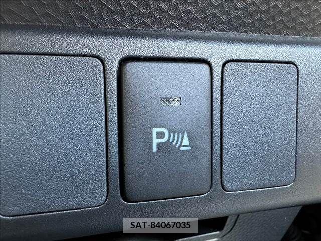 Toyota ROOMY 2023-01 311181-6