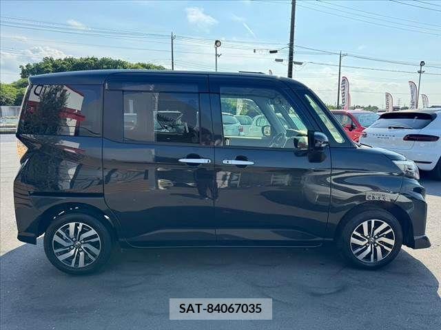 Toyota ROOMY 2023-01 311181-11