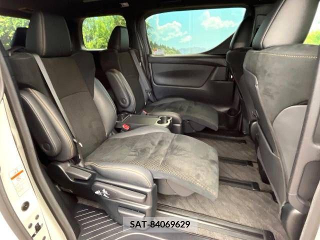 Toyota ALPHARD 2021-10 355438-8