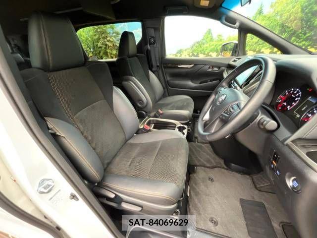 Toyota ALPHARD 2021-10 355438-7