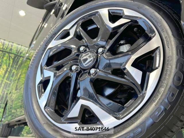 Honda N BOX CUSTOM 2019-04 279018-12