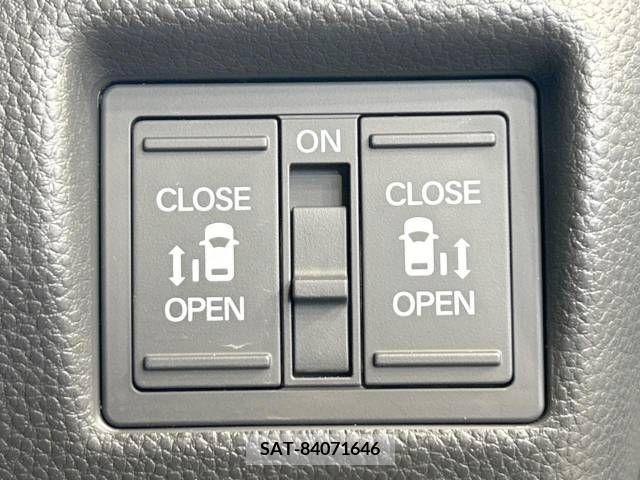 Honda N BOX CUSTOM 2019-04 279018-5